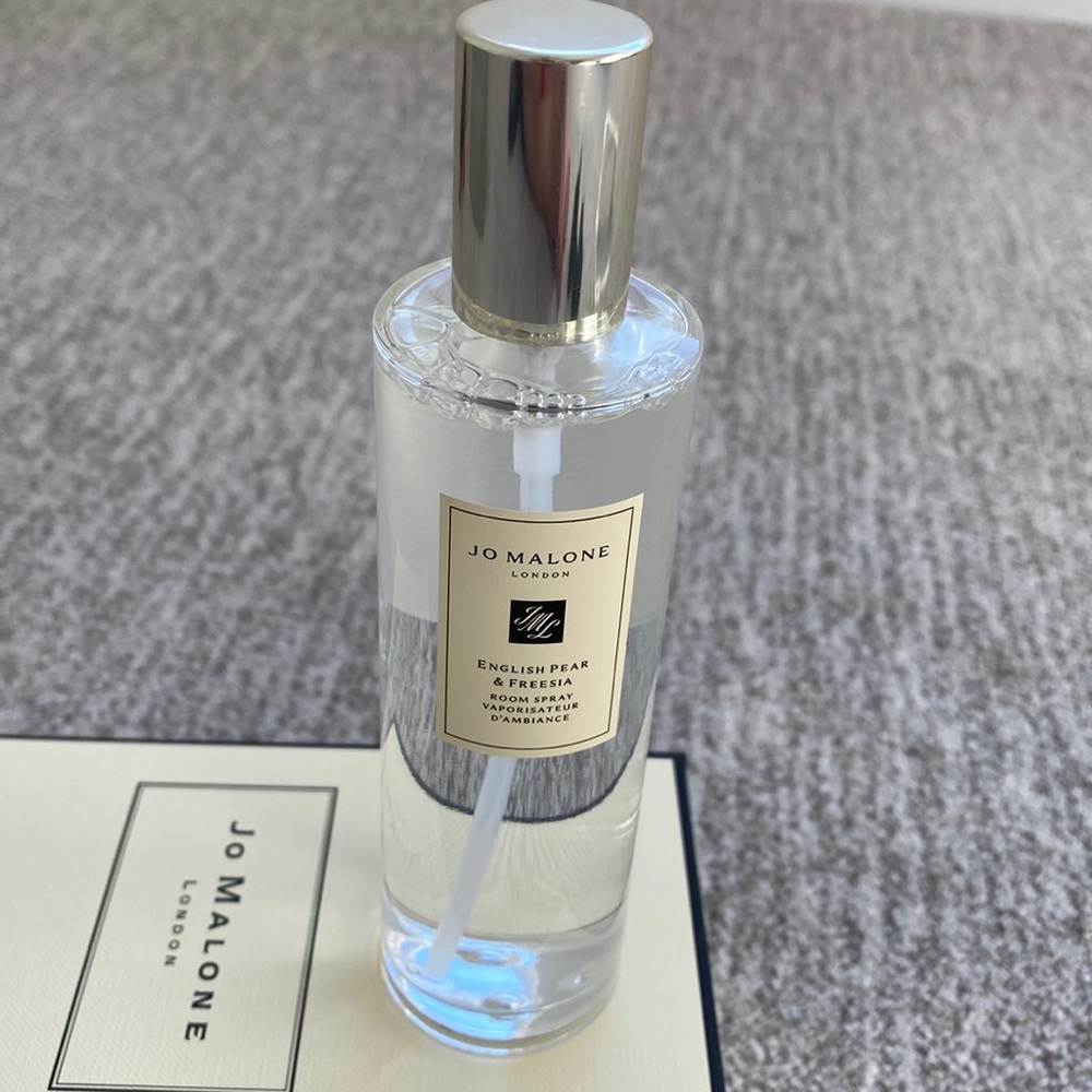 Jo Malone English Pear and Fresia room spray.